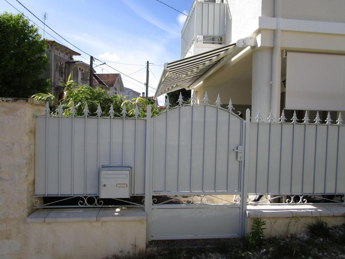 Guillerette Villa Роаян Екстериор снимка
